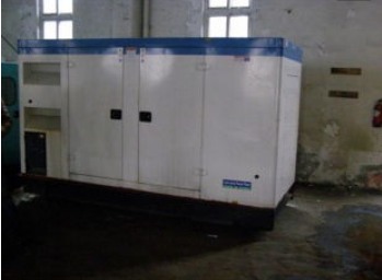 云南康明斯150kw大型柴油二手发电机组